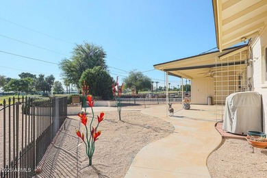 Great opportunity to own this 2 bedroom, 2 bath home with an on Sun City South Golf Course in Arizona - for sale on GolfHomes.com, golf home, golf lot