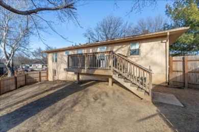 Don't wait to check out this very clean traditional ranch home on Glenwood Country Club in Iowa - for sale on GolfHomes.com, golf home, golf lot