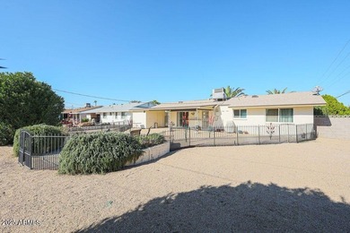 Great opportunity to own this 2 bedroom, 2 bath home with an on Sun City South Golf Course in Arizona - for sale on GolfHomes.com, golf home, golf lot
