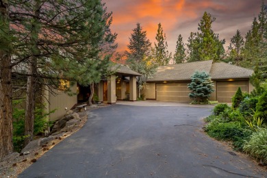 Absolutely breathtaking custom home with an artist's touch on Awbrey Glen Golf Club in Oregon - for sale on GolfHomes.com, golf home, golf lot