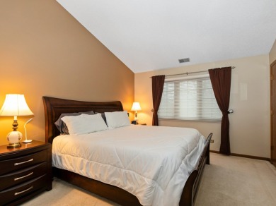 Welcome home to this rarely available 3 bedroom/2 bath with 2 on Oak Hills Country Club in Illinois - for sale on GolfHomes.com, golf home, golf lot