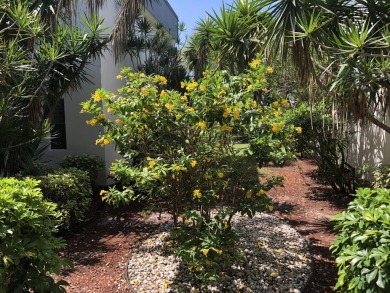 Ground floor property overlooking the golf course. 2 Bedroom 2 on Kings Point Golf -Flanders Way in Florida - for sale on GolfHomes.com, golf home, golf lot