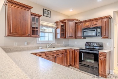 Welcome to your ultimate golf course retreat!  This beautifully on The Club At Porto Cima in Missouri - for sale on GolfHomes.com, golf home, golf lot