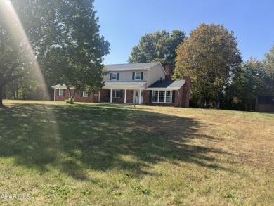 Beautiful four bedroom, three and a half bath home situated on on Summit Country Club in Pennsylvania - for sale on GolfHomes.com, golf home, golf lot