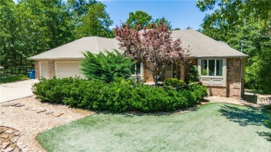 **Seller to offer $5k concession to be used at buyers' on Bella Vista Country Club - Scottsdale in Arkansas - for sale on GolfHomes.com, golf home, golf lot