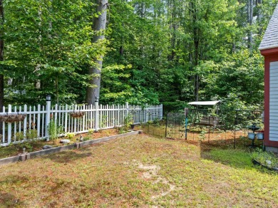 This charming meticulously maintained 3-bedroom 1.5 bath cape on Mojalaki Country Club in New Hampshire - for sale on GolfHomes.com, golf home, golf lot