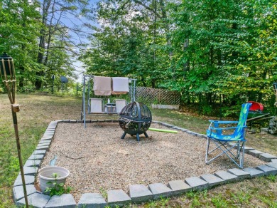 This charming meticulously maintained 3-bedroom 1.5 bath cape on Mojalaki Country Club in New Hampshire - for sale on GolfHomes.com, golf home, golf lot
