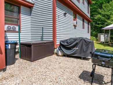 This charming meticulously maintained 3-bedroom 1.5 bath cape on Mojalaki Country Club in New Hampshire - for sale on GolfHomes.com, golf home, golf lot