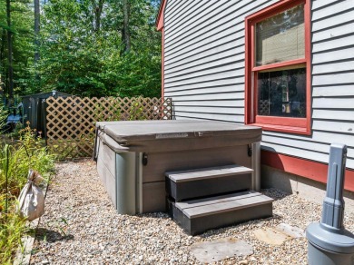 This charming meticulously maintained 3-bedroom 1.5 bath cape on Mojalaki Country Club in New Hampshire - for sale on GolfHomes.com, golf home, golf lot
