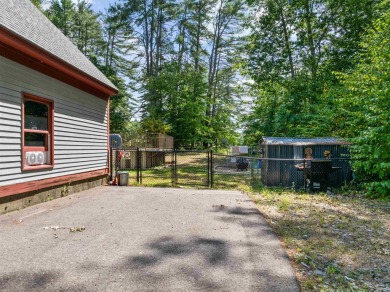 This charming meticulously maintained 3-bedroom 1.5 bath cape on Mojalaki Country Club in New Hampshire - for sale on GolfHomes.com, golf home, golf lot