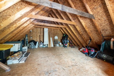 This charming meticulously maintained 3-bedroom 1.5 bath cape on Mojalaki Country Club in New Hampshire - for sale on GolfHomes.com, golf home, golf lot