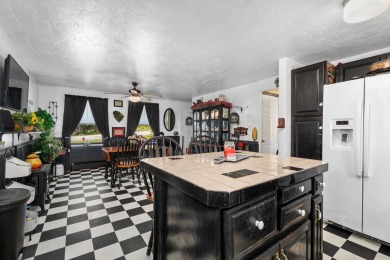 This charming meticulously maintained 3-bedroom 1.5 bath cape on Mojalaki Country Club in New Hampshire - for sale on GolfHomes.com, golf home, golf lot