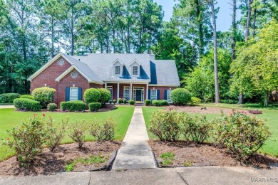 Call quickly to tour this absolutely BEAUTIFUL 5-bedroom, 3 on Wynlakes Golf and Country Club in Alabama - for sale on GolfHomes.com, golf home, golf lot