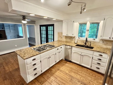Almost 1 acre in desirable, convenient Hunting Hills.  Great on Hunting Hills Country Club in Virginia - for sale on GolfHomes.com, golf home, golf lot