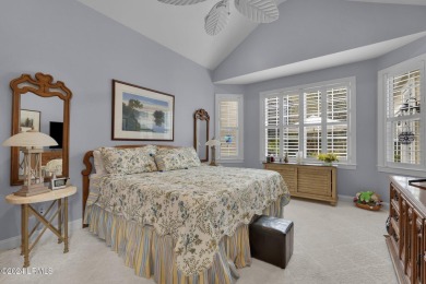 Enjoy this INCREDIBLY UPDATED 3BR/2.5BA Berkley model end-unit on Hampton Hall Club in South Carolina - for sale on GolfHomes.com, golf home, golf lot