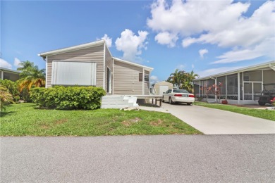 534 Selkirk Lane - 2004 Fleetwood built double-wide manufactured on Maple Leaf Golf and Country Club in Florida - for sale on GolfHomes.com, golf home, golf lot