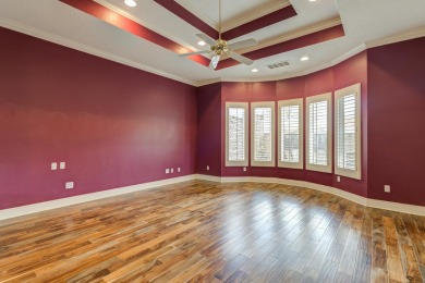 Welcome to a comfortable, quiet retreat in the most charming on LakeRidge Country Club in Texas - for sale on GolfHomes.com, golf home, golf lot