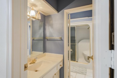 Welcome to a comfortable, quiet retreat in the most charming on LakeRidge Country Club in Texas - for sale on GolfHomes.com, golf home, golf lot