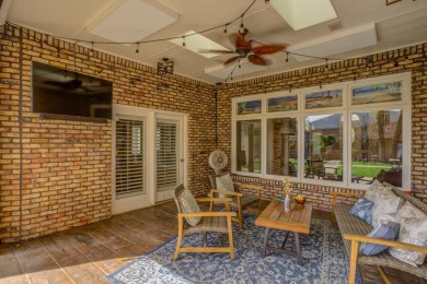 Welcome to a comfortable, quiet retreat in the most charming on LakeRidge Country Club in Texas - for sale on GolfHomes.com, golf home, golf lot