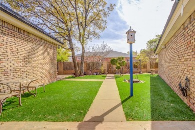 Welcome to a comfortable, quiet retreat in the most charming on LakeRidge Country Club in Texas - for sale on GolfHomes.com, golf home, golf lot