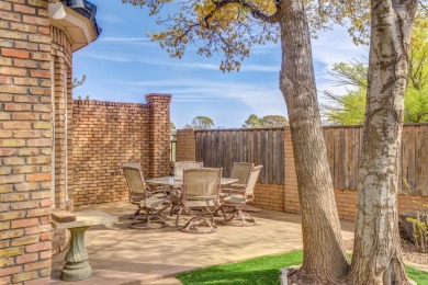 Welcome to a comfortable, quiet retreat in the most charming on LakeRidge Country Club in Texas - for sale on GolfHomes.com, golf home, golf lot
