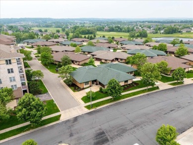 Come see this spacious ranch condo in Hawks Landing! The on Hawks Landing Golf Club in Wisconsin - for sale on GolfHomes.com, golf home, golf lot