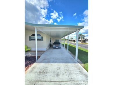 METICULOUS MAINTAINED HOME ON A PRIVATE CORNER LOT!!! This fully on Riverbend Golf and Country Club in Florida - for sale on GolfHomes.com, golf home, golf lot