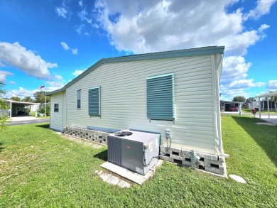 METICULOUS MAINTAINED HOME ON A PRIVATE CORNER LOT!!! This fully on Riverbend Golf and Country Club in Florida - for sale on GolfHomes.com, golf home, golf lot