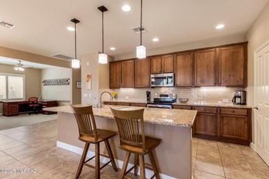 Effortless living in this beautifully maintained Villa. Perfect on Quail Creek Country Club  in Arizona - for sale on GolfHomes.com, golf home, golf lot