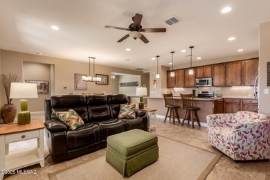 Effortless living in this beautifully maintained Villa. Perfect on Quail Creek Country Club  in Arizona - for sale on GolfHomes.com, golf home, golf lot