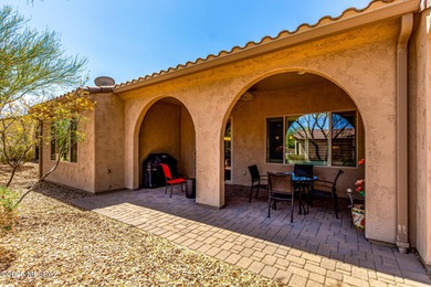 Effortless living in this beautifully maintained Villa. Perfect on Quail Creek Country Club  in Arizona - for sale on GolfHomes.com, golf home, golf lot