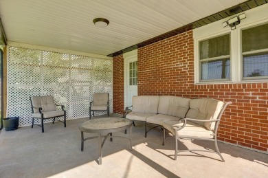 Wonderful all brick four bedroom two bath home. Home has been on Mt Vernon Municipal Golf Club in Missouri - for sale on GolfHomes.com, golf home, golf lot