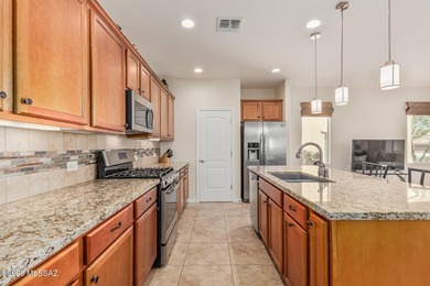 Discover easy living in this charming, well-cared-for Villa--an on Quail Creek Country Club  in Arizona - for sale on GolfHomes.com, golf home, golf lot