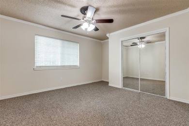 SELLER OFFERING $5,000 CONCESSION AT CLOSING FOR CLOSING COSTS on Plantation Golf Course in Texas - for sale on GolfHomes.com, golf home, golf lot