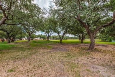 SELLER OFFERING $5,000 CONCESSION AT CLOSING FOR CLOSING COSTS on Plantation Golf Course in Texas - for sale on GolfHomes.com, golf home, golf lot