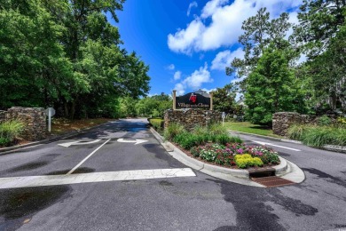 What a find!  This beautiful 2 bedroom and 2 bathroom condo can on Glen Dornoch Waterway Golf Links in South Carolina - for sale on GolfHomes.com, golf home, golf lot