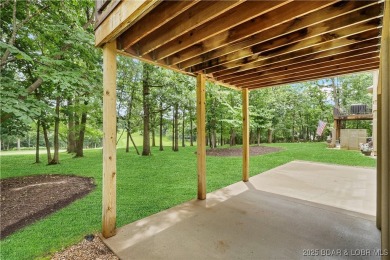 Enjoy a *Lock it and Leave It* lifestyle at this comfortable on The Club At Porto Cima in Missouri - for sale on GolfHomes.com, golf home, golf lot