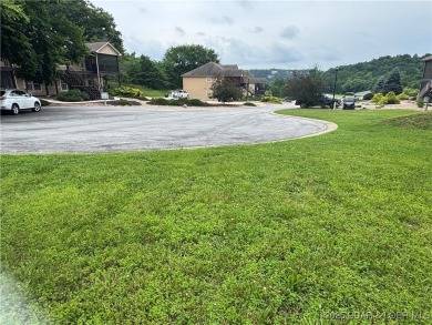 Rare builder opportunity with several options!  Build one 2-unit on Osage National Golf Club in Missouri - for sale on GolfHomes.com, golf home, golf lot