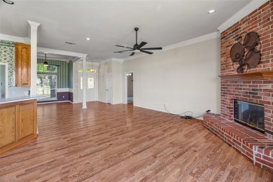 Charming Golf Course Home in Pecan Plantation - Granbury, TX

 on Pecan Plantation Country Club in Texas - for sale on GolfHomes.com, golf home, golf lot