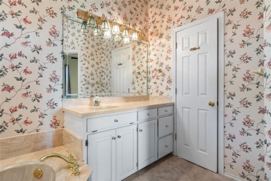 Charming Golf Course Home in Pecan Plantation - Granbury, TX

 on Pecan Plantation Country Club in Texas - for sale on GolfHomes.com, golf home, golf lot