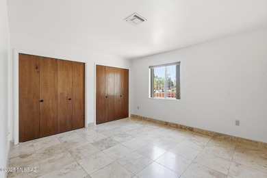 Experience true golf course living in Country Club Estates with on Country Club of Green Valley in Arizona - for sale on GolfHomes.com, golf home, golf lot