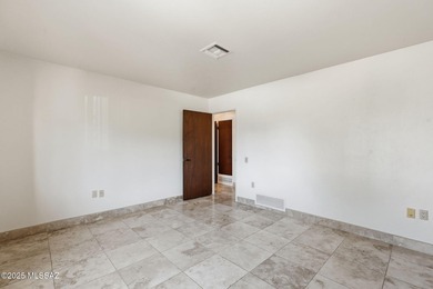 Experience true golf course living in Country Club Estates with on Country Club of Green Valley in Arizona - for sale on GolfHomes.com, golf home, golf lot