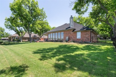 Charming Golf Course Home in Pecan Plantation - Granbury, TX

 on Pecan Plantation Country Club in Texas - for sale on GolfHomes.com, golf home, golf lot