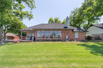 Charming Golf Course Home in Pecan Plantation - Granbury, TX

 on Pecan Plantation Country Club in Texas - for sale on GolfHomes.com, golf home, golf lot