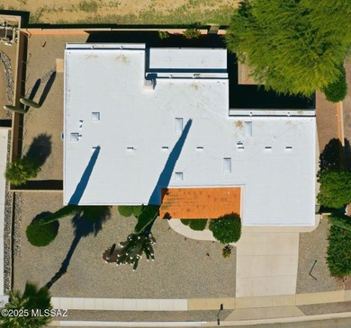 Experience true golf course living in Country Club Estates with on Country Club of Green Valley in Arizona - for sale on GolfHomes.com, golf home, golf lot