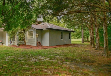 Price Improvement, $340,000!
Modernized Haven, Enduring on Williston Highlands Golf and Country Club in Florida - for sale on GolfHomes.com, golf home, golf lot