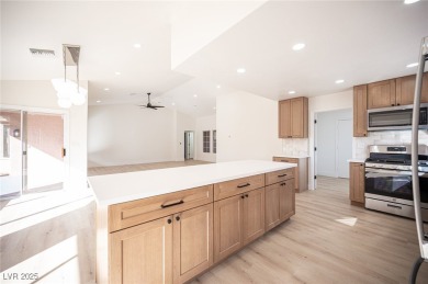 Charming 2-bedroom, 2 bathroom home in Sun City on Highland Falls Golf Club in Nevada - for sale on GolfHomes.com, golf home, golf lot