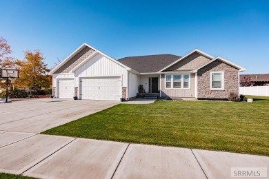 Text *Rock Hollow* to  to receive a free copy of the inspection on Sage Lakes Municipal Golf Course in Idaho - for sale on GolfHomes.com, golf home, golf lot