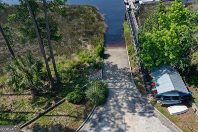 MOTIVATED SELLER: PRICED $27,000 BELOW CURRENT APPRAISAL! on The Club At Osprey Cove in Georgia - for sale on GolfHomes.com, golf home, golf lot