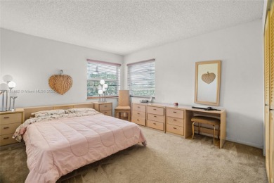 Welcome to 18th hole at Inverrary - a sought-after resort style on Inverrary Country Club in Florida - for sale on GolfHomes.com, golf home, golf lot